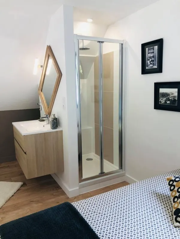 Salle de douche pour une suite en mezzanine, Salle de douche