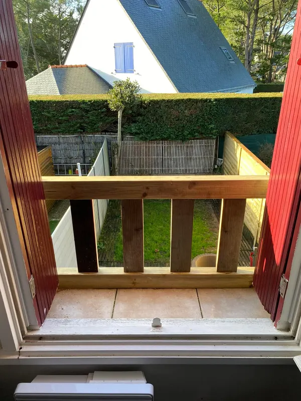 Remplacement rambarde bois, Menuiserie