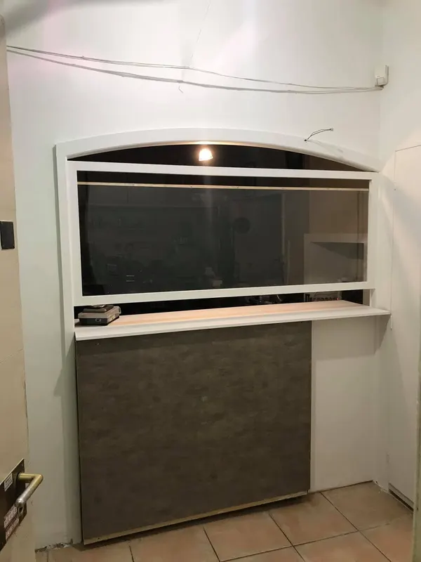 Comptoir sécurisé pour un joaillier, après les travaux