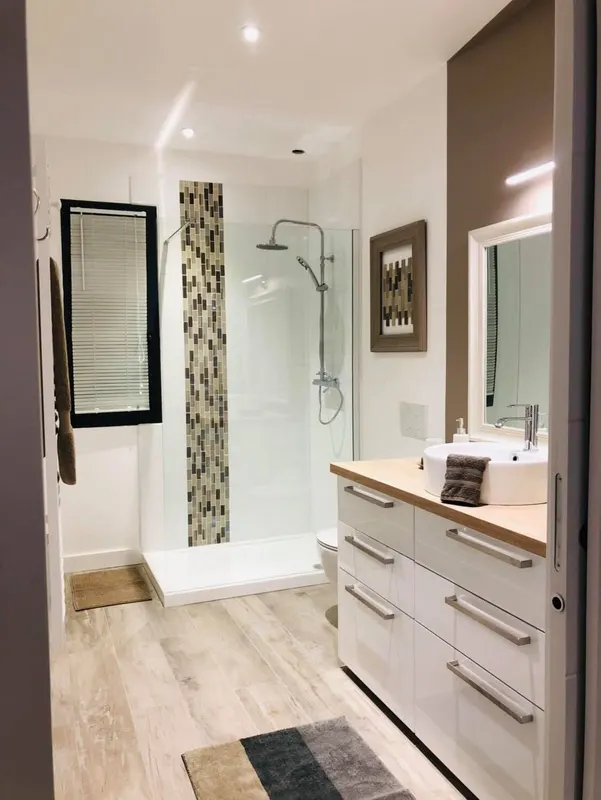 Salle de douche , Salle de douche